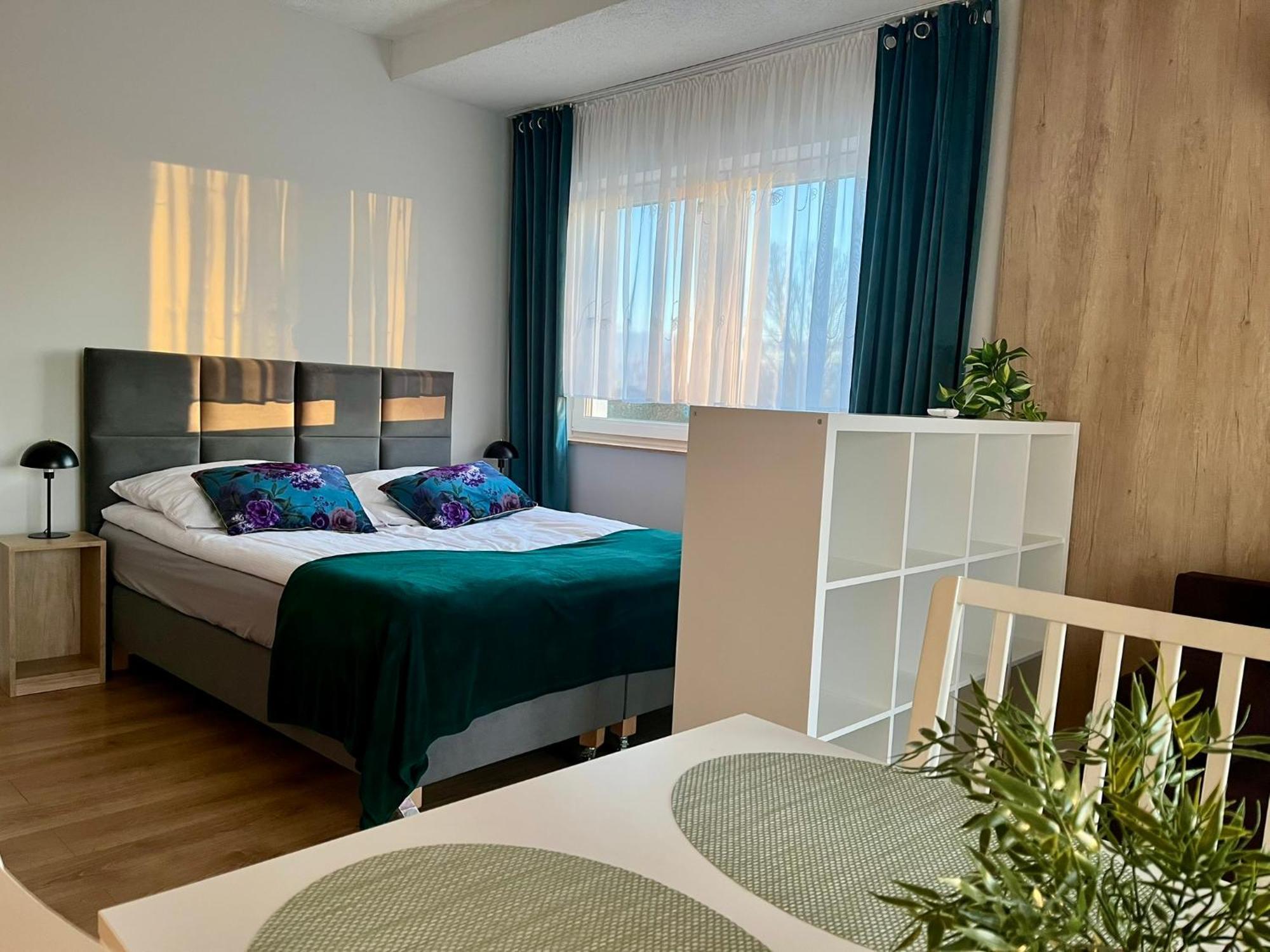 Apartamenty Na Wzgorzu Insko Exterior photo